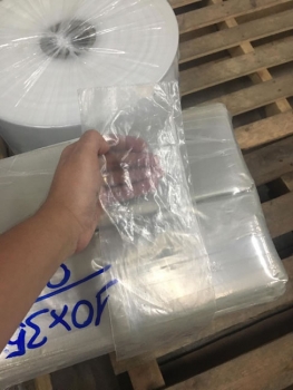 Saco Plástico Reciclado - FOTO 3 Saco Plástico Reciclado - FOTO 3