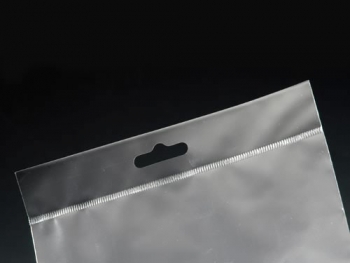 Saco Plástico com Solapa e Furo - FOTO 2 Saco Plástico com Solapa e Furo - FOTO 2